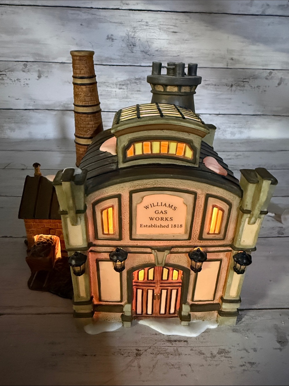Department 56 Dickens Village Series WILLIAMS GAS WORKS no adapter or box